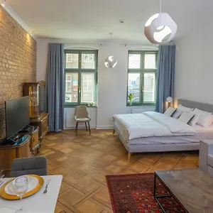 Apartment Provenir Strzelecka 25, Posen
